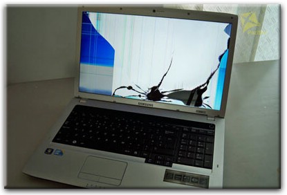 замена матрицы на ноутбуке Samsung в Хабаровске
